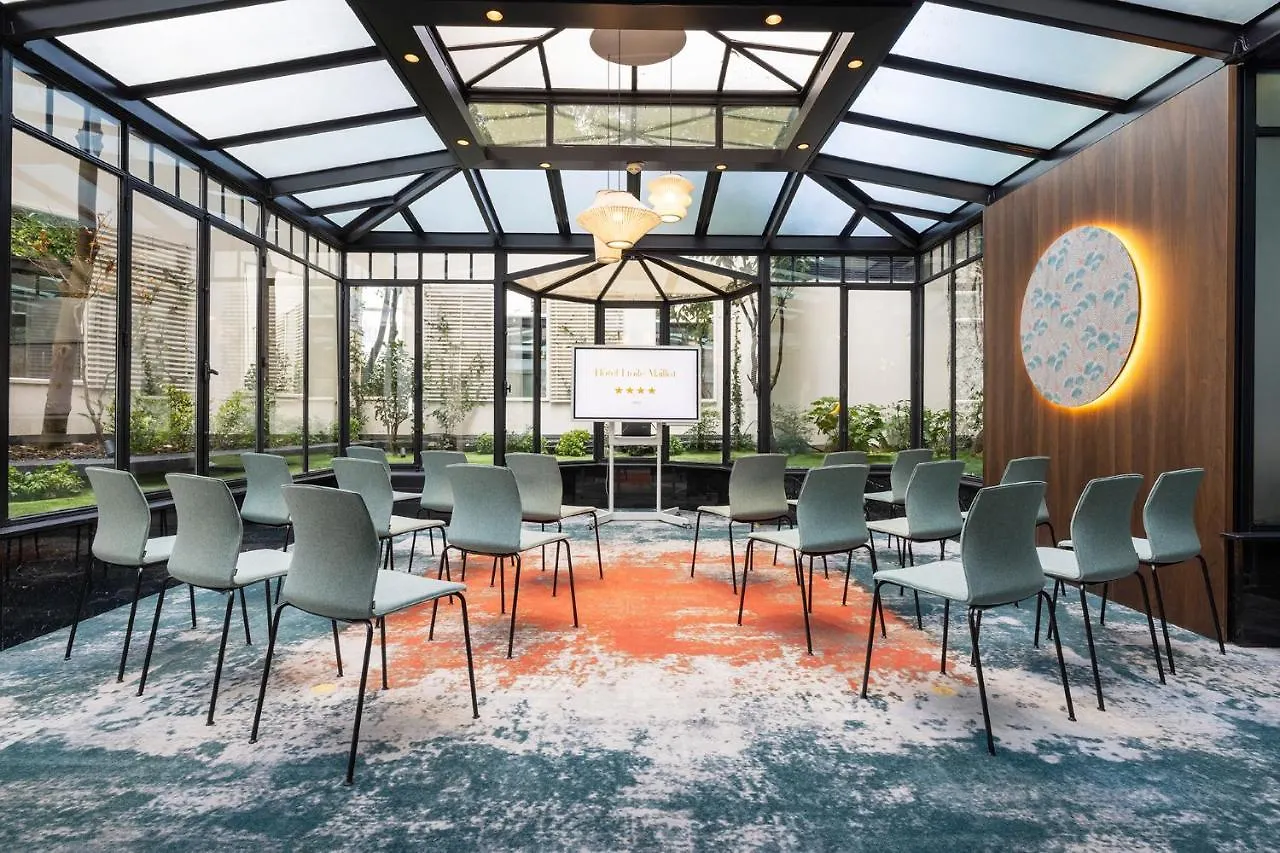 ****  Hotel Etoile Maillot Paris France